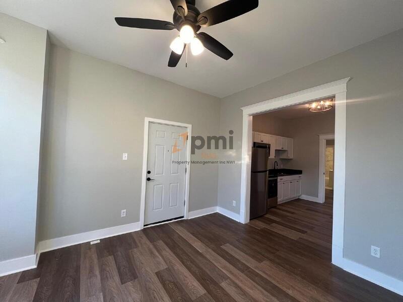 509 E Commercial Ave #8 - Photo 3 of 11