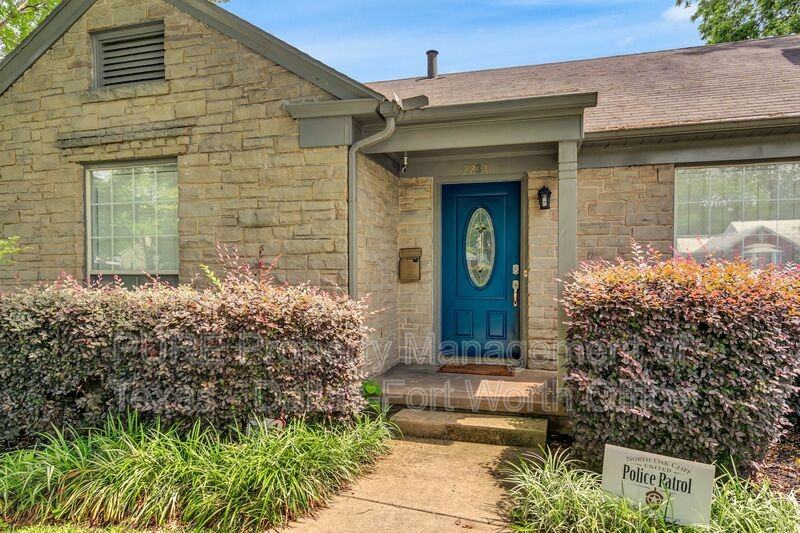 2234 W Colorado Blvd - Photo 2 of 22