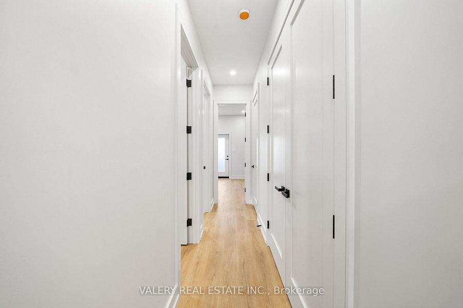158 Dovercourt Road - Photo 15