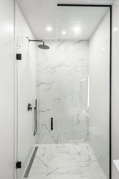 158 Dovercourt Road - Photo 20