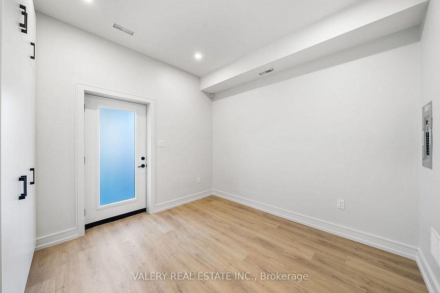 158 Dovercourt Road - Photo 23