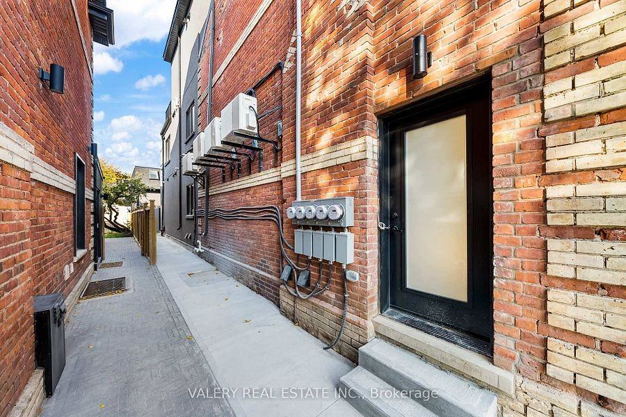 158 Dovercourt Road - Photo 28