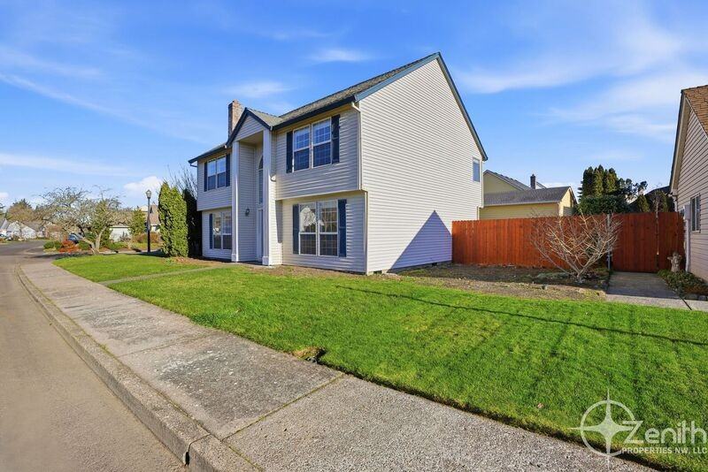 16101 Se 18th St - Photo 2 of 43