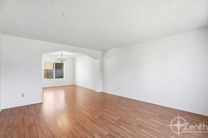 16101 Se 18th St - Photo 6 of 43