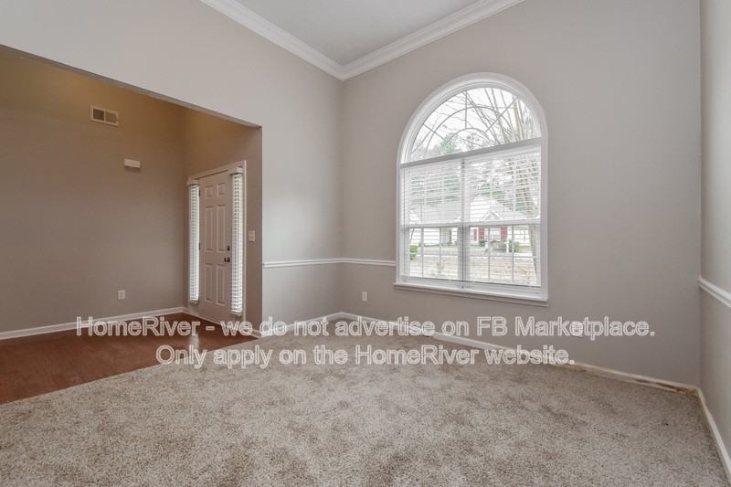 1395 Stephens Pond Vw - Photo 2 of 19