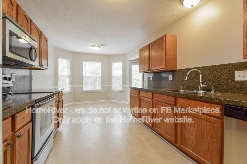 1395 Stephens Pond Vw - Photo 6 of 19