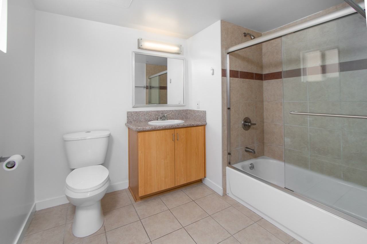 13429 Vanowen Street - Photo 4 of 10