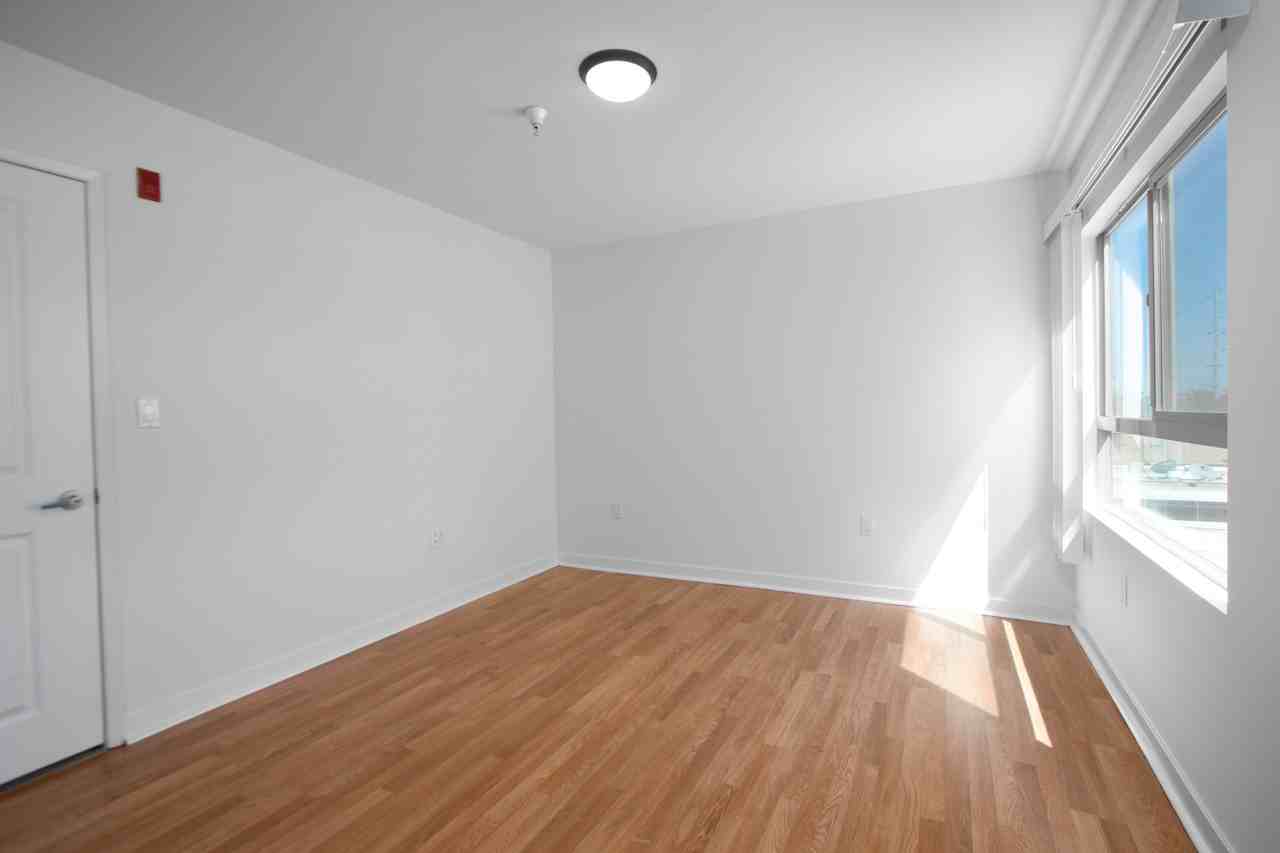 13429 Vanowen Street - Photo 5 of 10