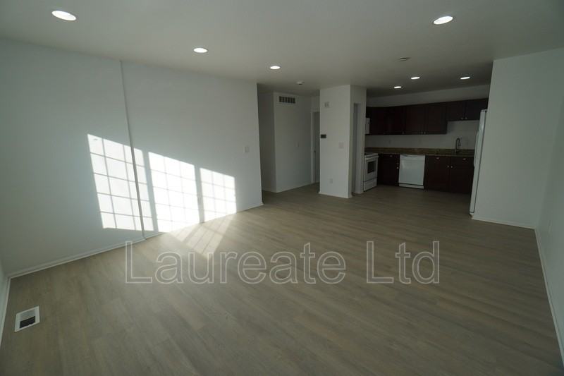 2995 W Yale Ave - Photo 3 of 27