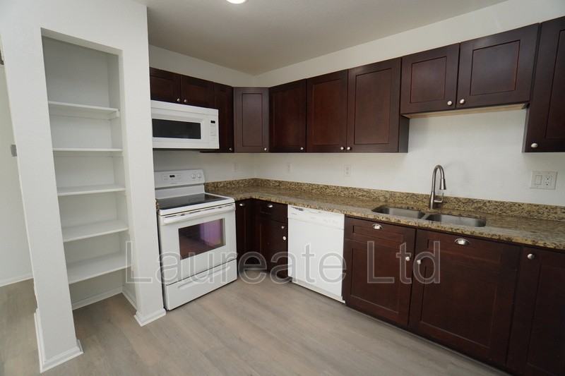 2997 W Yale Ave - Photo 6 of 27