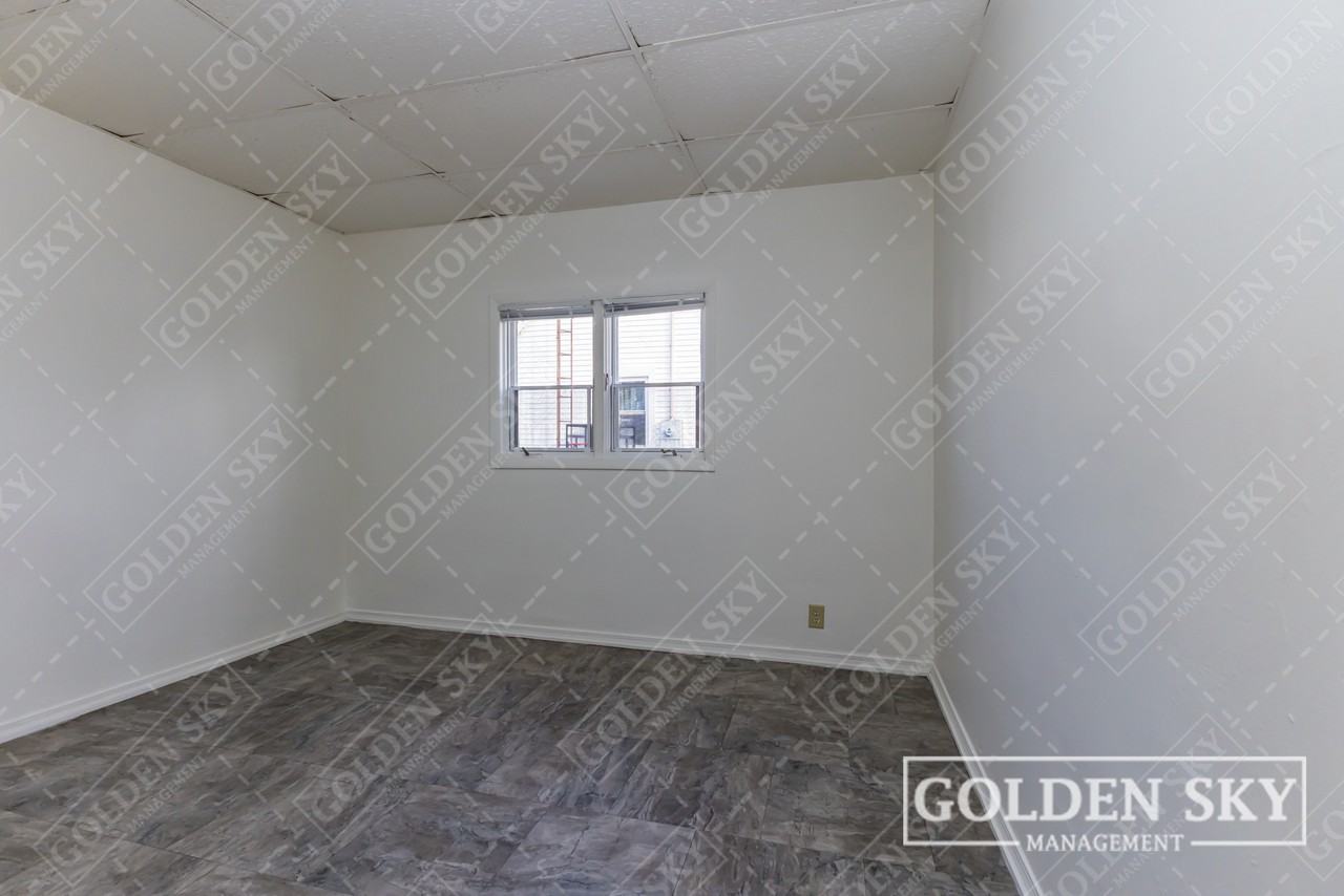 1507 West 9th Street - Unit C - Photo 6 of 8