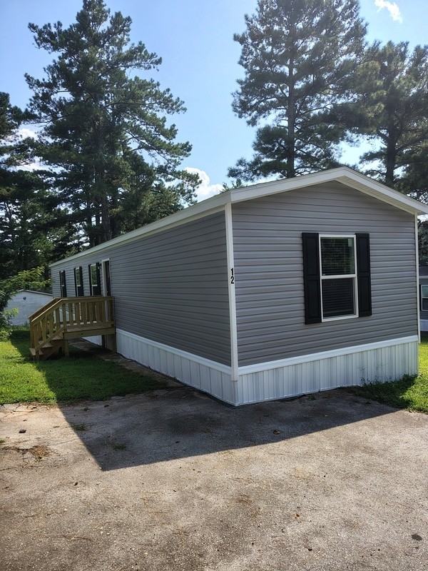 12 Poole Cir - Photo 2 of 5