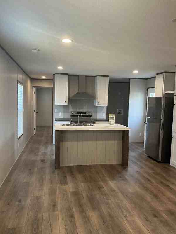 31 Poole Cir - Photo 2 of 11