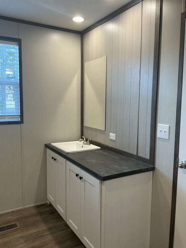 1 Poole Cir - Photo 6 of 11