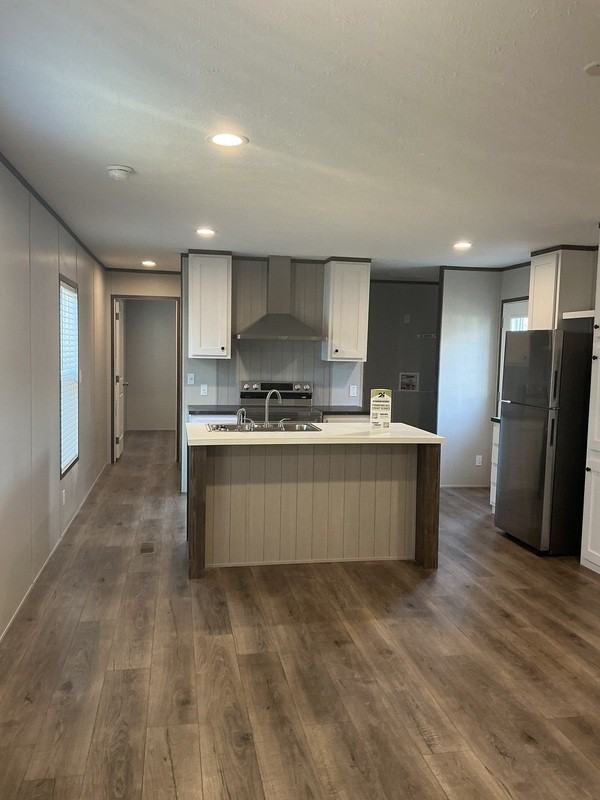 22 Poole Cir - Photo 2 of 11