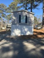 featured image of 11 Club Cir