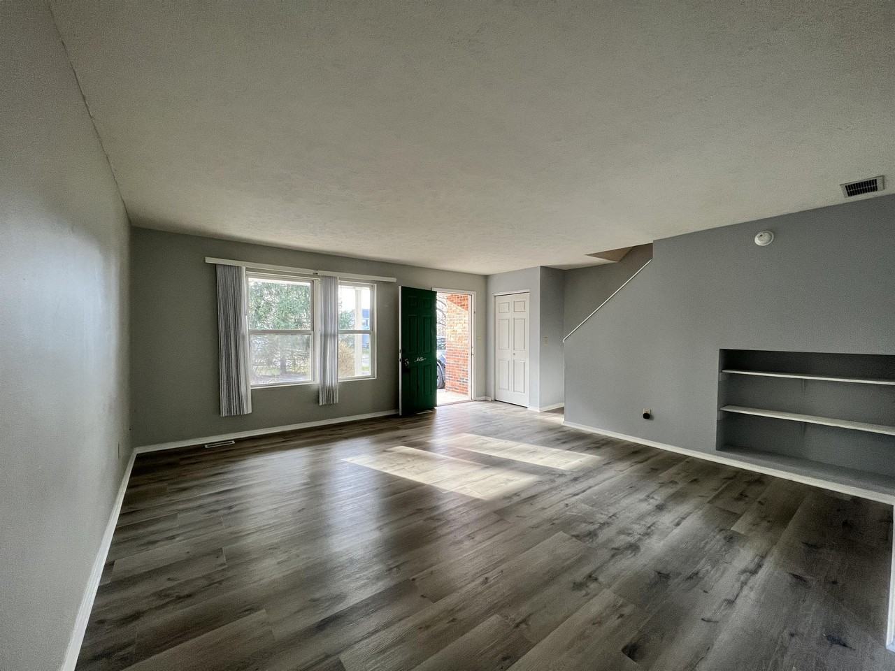 3529 South Burks Court - Photo 4 of 28