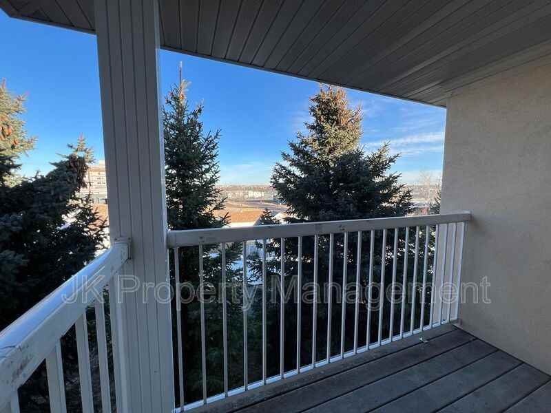 1210 5th St S #11 - Photo 2 of 13