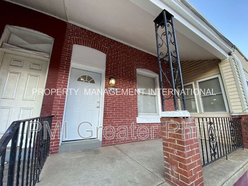 5257 Addison St - Photo 2 of 17