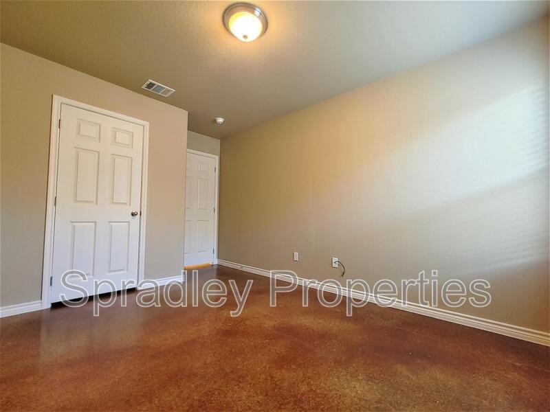 1576 Vani Ct - Photo 3 of 12