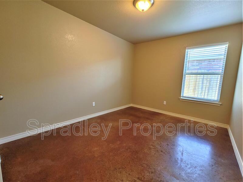 1576 Vani Ct - Photo 4 of 12