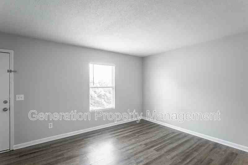 4405 Delashmitt Rd #9 - Photo 7 of 34