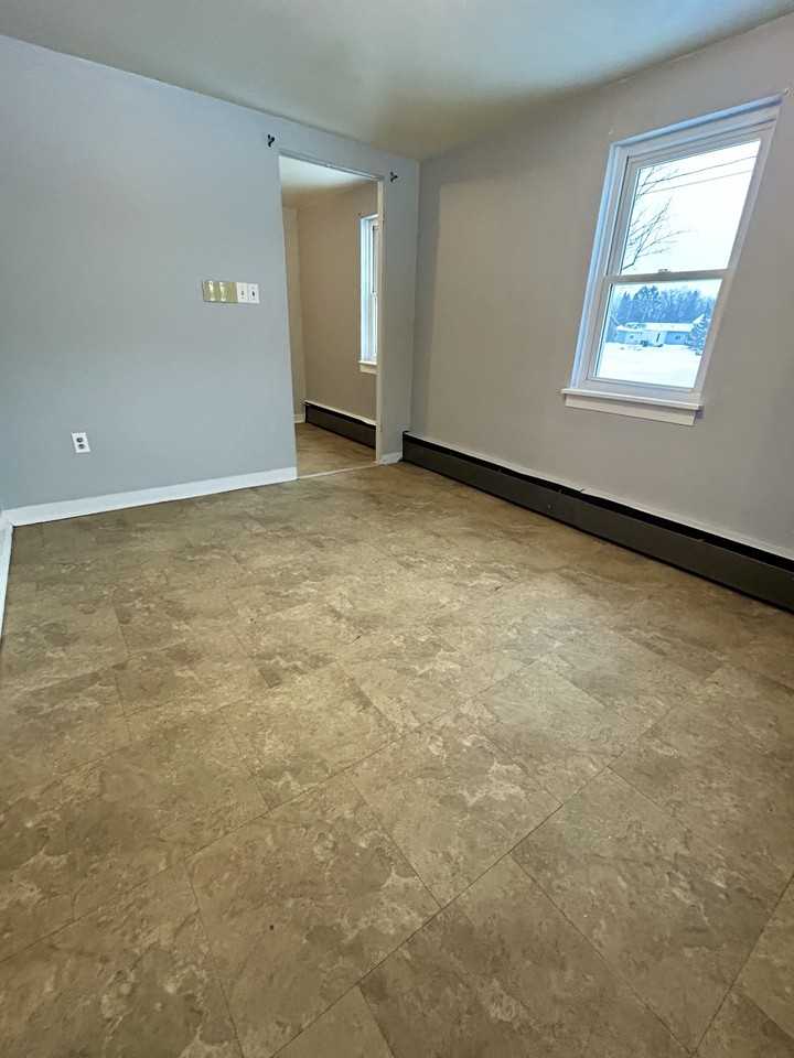 1428 East 41st Street - Photo 5 of 7