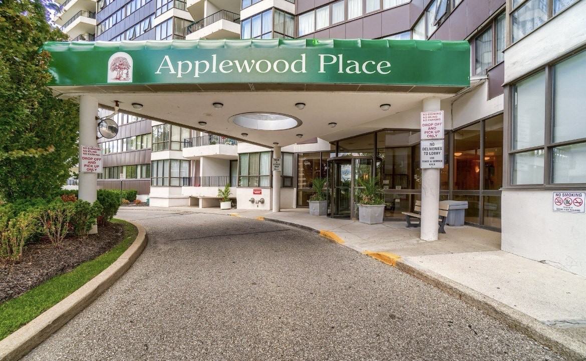 1333 Bloor Street #1407 - Photo 2 of 17