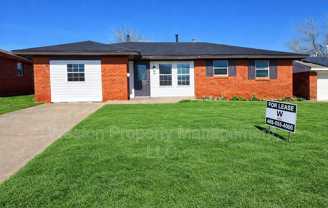 3229 Se 24th St - Photo 1 of 1