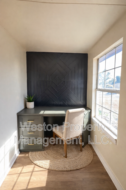 3229 Se 24th St - Photo 2 of 13