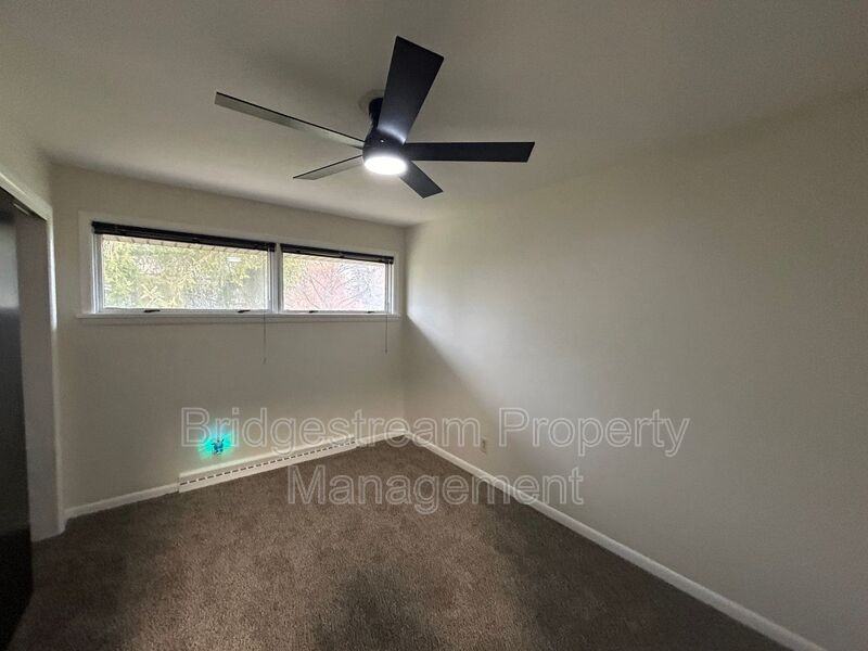 7201 Mckenna Pl - Photo 7 of 13