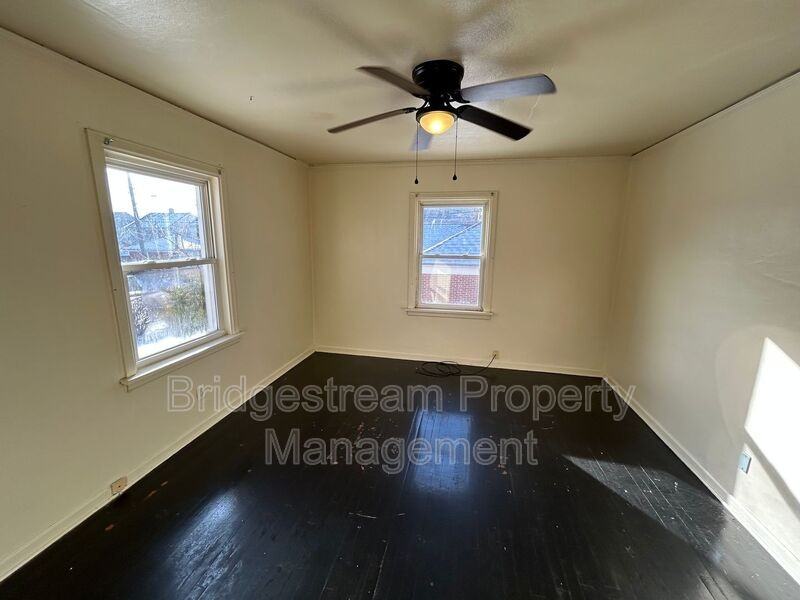 302 Fountain Ave #A - Photo 5 of 5