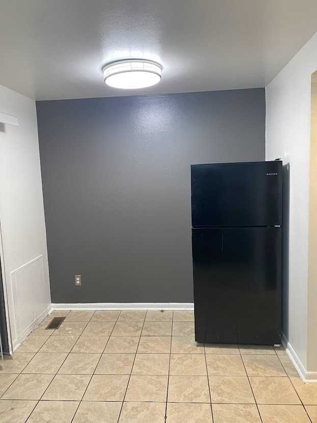 525 Bright Avenue - Photo 3 of 25