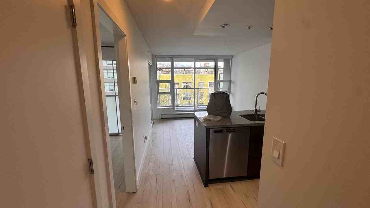 1708 Columbia Street #409 - Photo 7 of 12