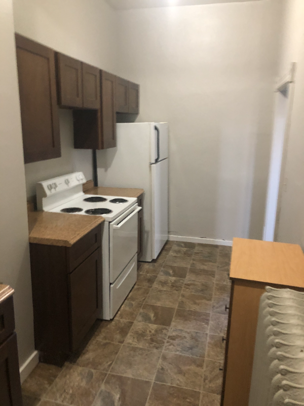 1609 8th Ave N - Photo 2 of 9