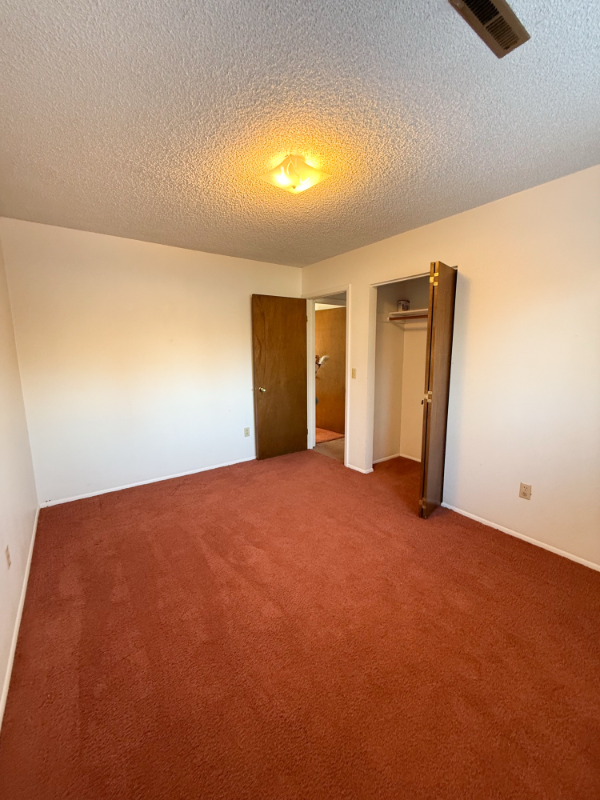 2023 9th Ave N - Photo 3 of 6