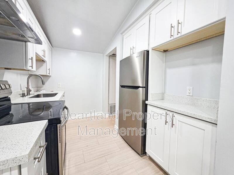 572 El Cajon Blvd - Photo 4 of 10