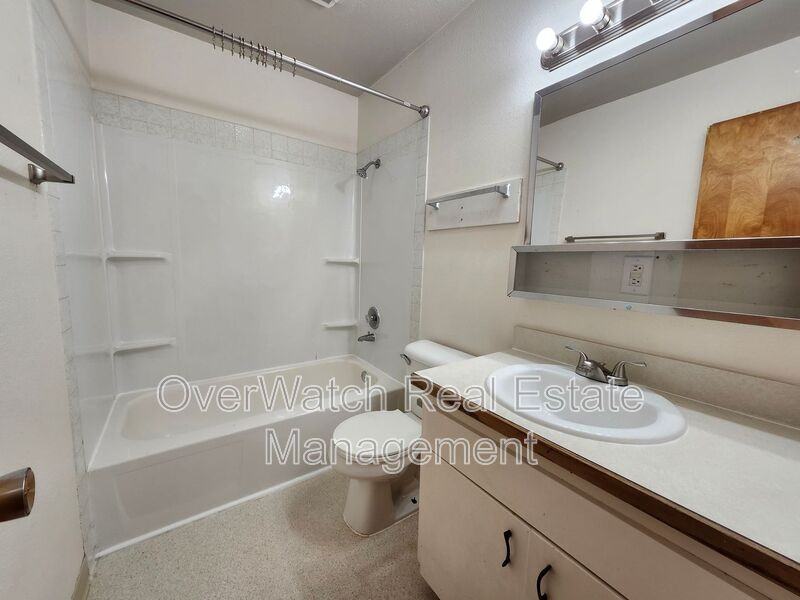 3137 Raspberry Rd #5 - Photo 6 of 7