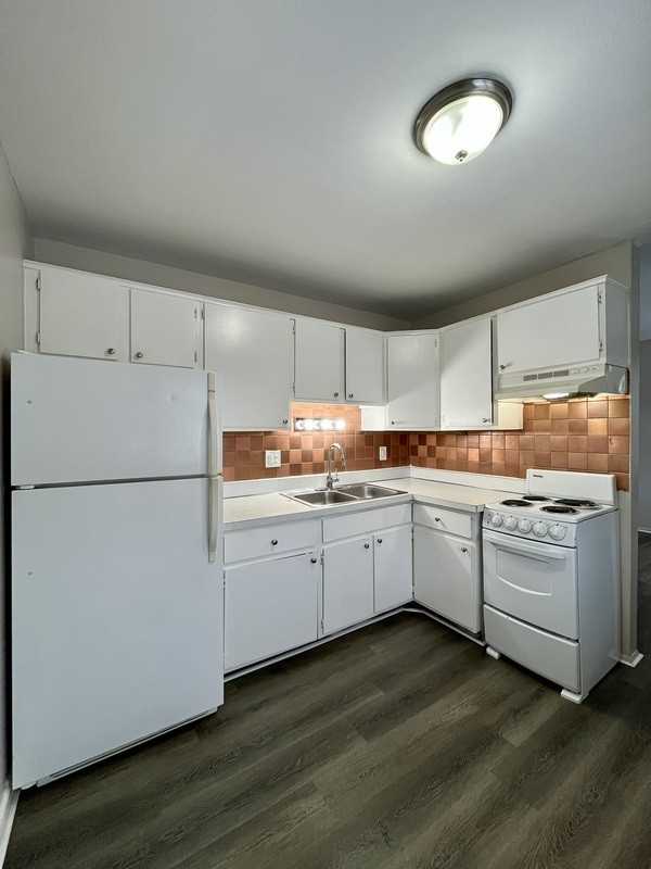 1760 Saint Johns Blvd - Photo 5 of 13