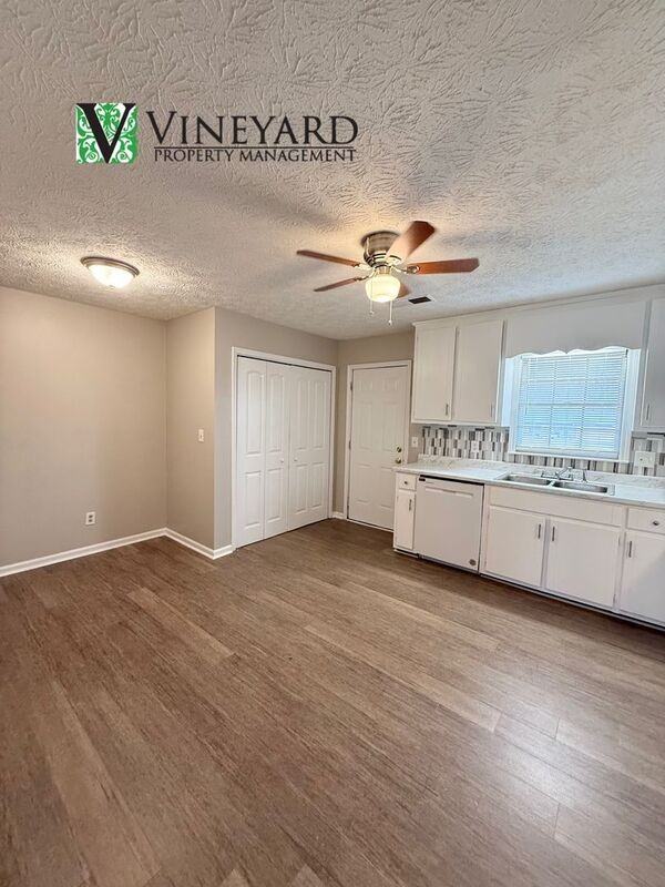 19 Hannon Way #19 - Photo 5 of 14