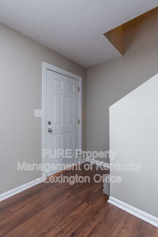 209 Landings Dr #4 - Photo 4 of 23