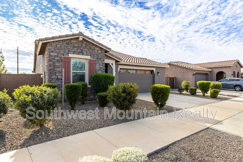 21399 E Estrella Ct - Photo 2 of 43
