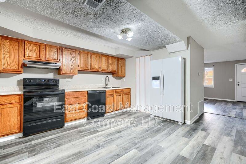 7862 Saint Bridget Ln - Photo 6 of 28