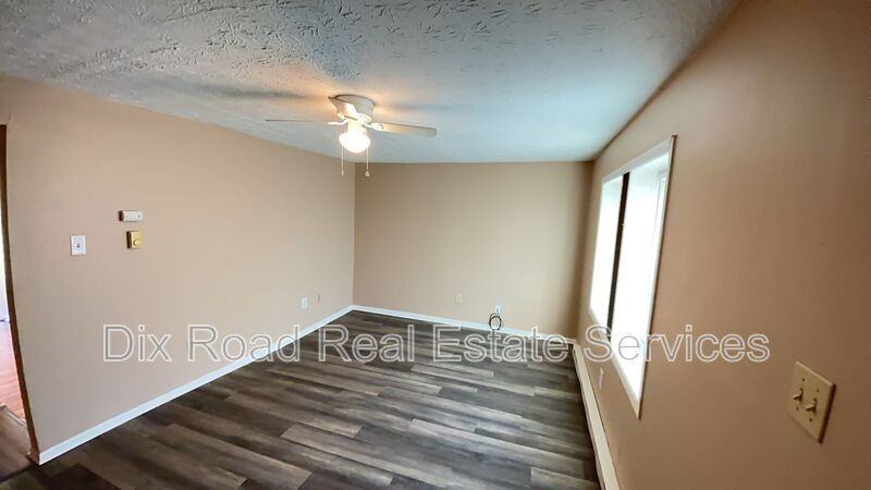 1920 Harvard St - Photo 5 of 14