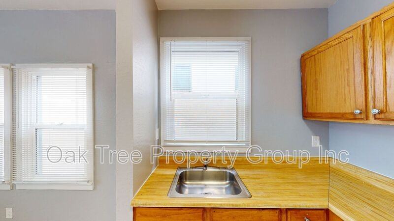2308 Foothill Blvd #16 - Photo 7 of 18