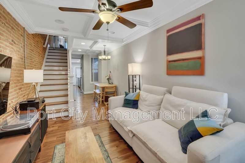 504 S Milton Ave - Photo 6 of 42