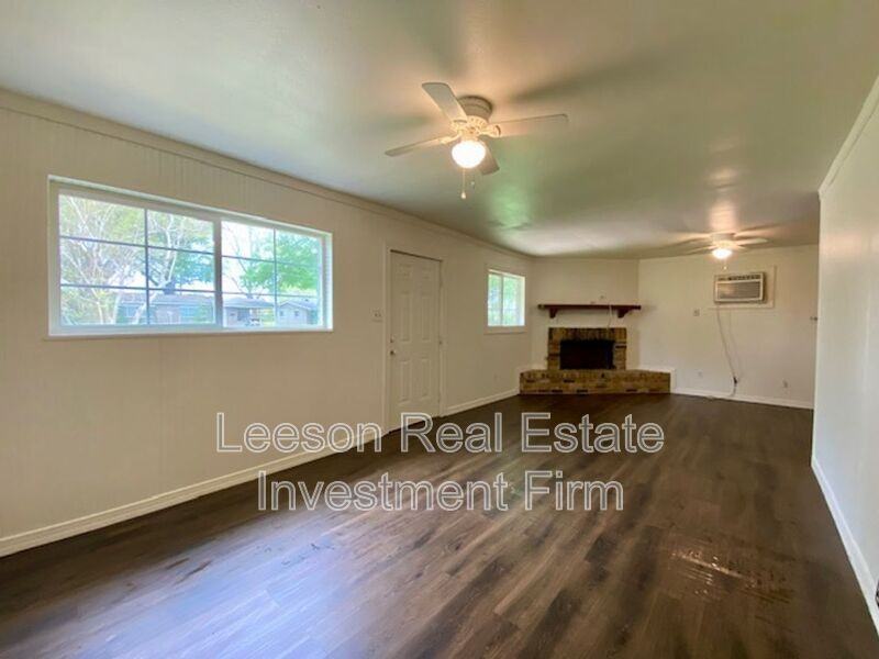 5319 Carnation St - Photo 2 of 10