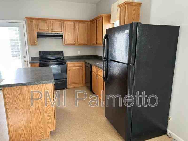 108 Fairview Park Dr - Photo 6 of 16