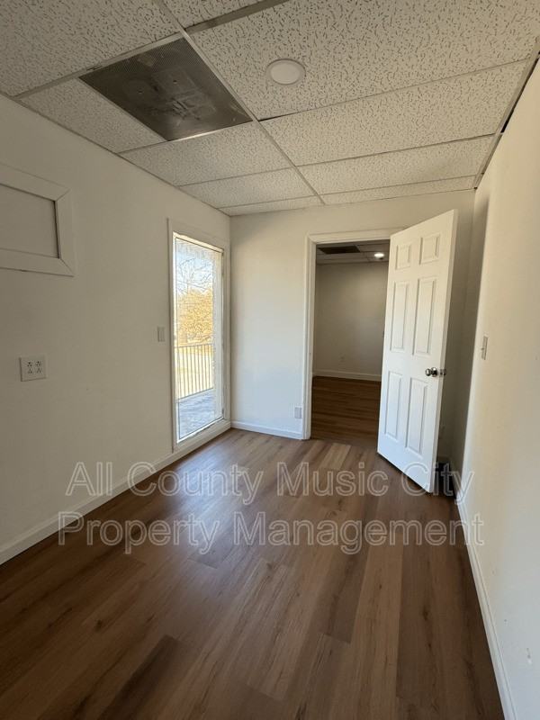 105 Bonnabrook Dr #204 - Photo 7 of 18