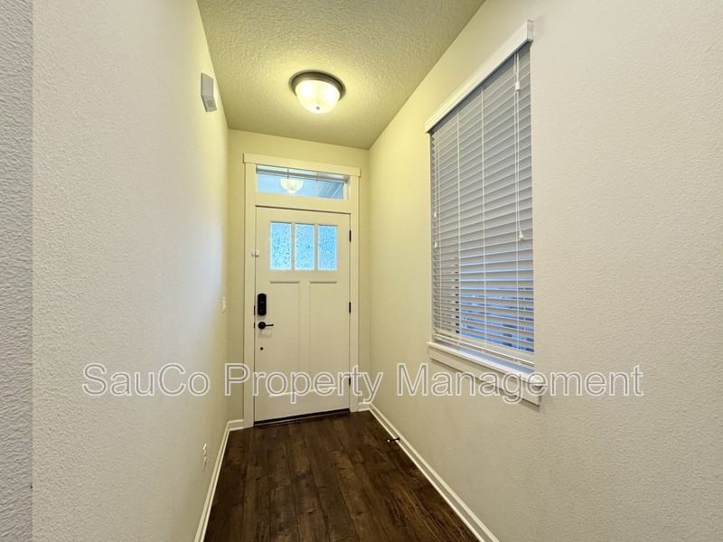 10010 Nw Bartlett Loop - Photo 3 of 26